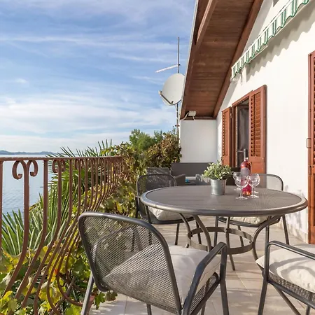 Sunset Family House In On The