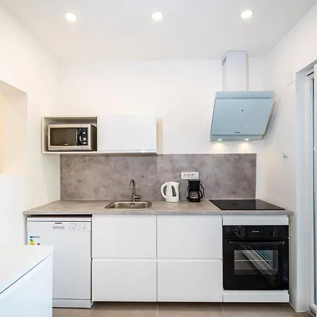 Sunset Family House In On The Apartment *