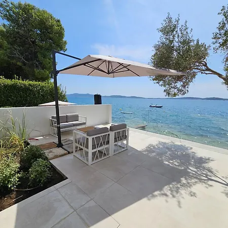 Sunset Family House In On The