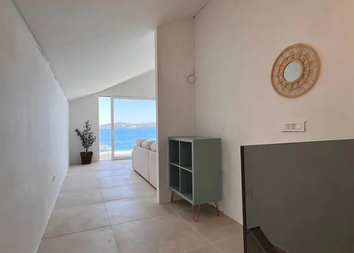 Sunset Family House In On The