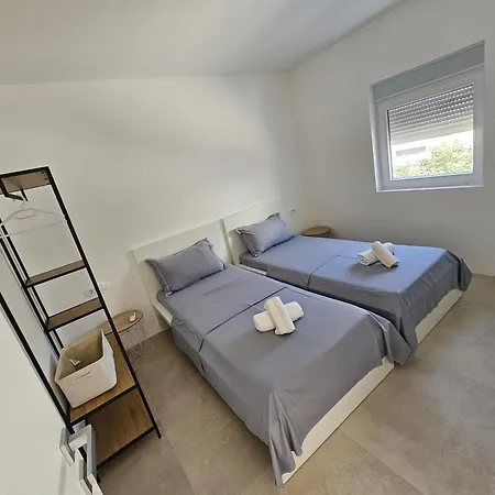 Sunset Family House In On The Daire *