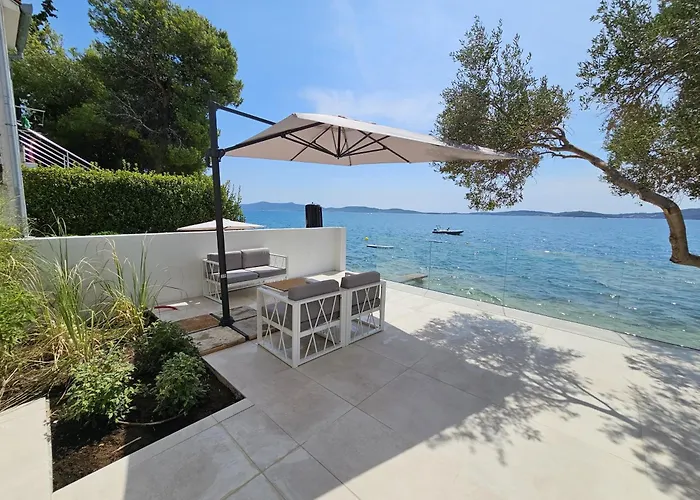 Sunset Family House In On The