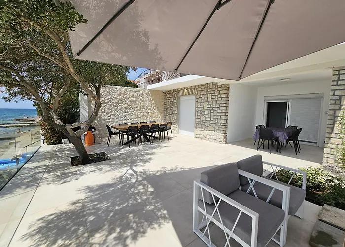 Sunset Family House In On The * 비빈제